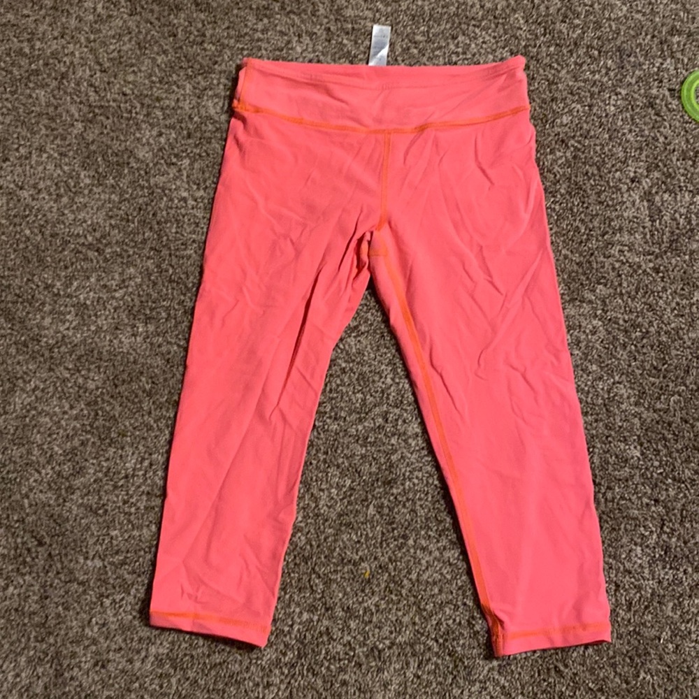 medium capris leggings